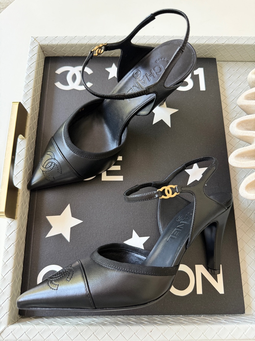 CHANEL SS 2026 BLAZY BLACK CAP TOE  LEATHER HEELS SLINGBACK SHOES PUMPS POINTED